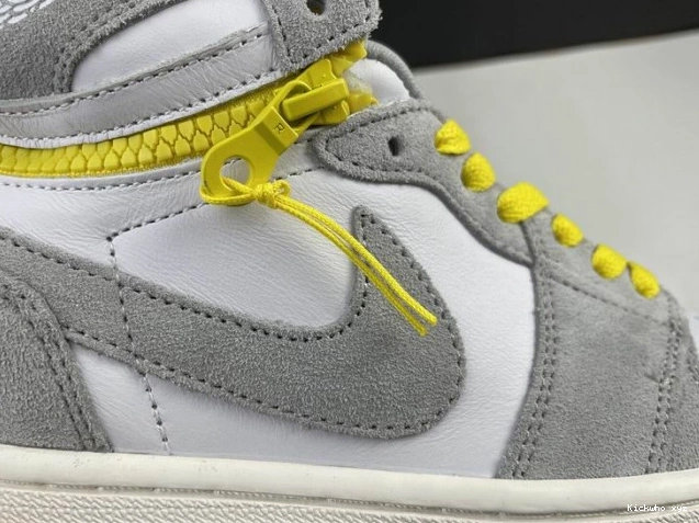 CW6576-100 High Light 1 Switch Smoke Jordan Air 0721